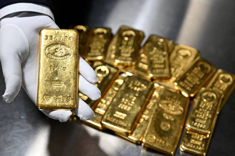 强美元与降息预期降温，金价跌逾1%
